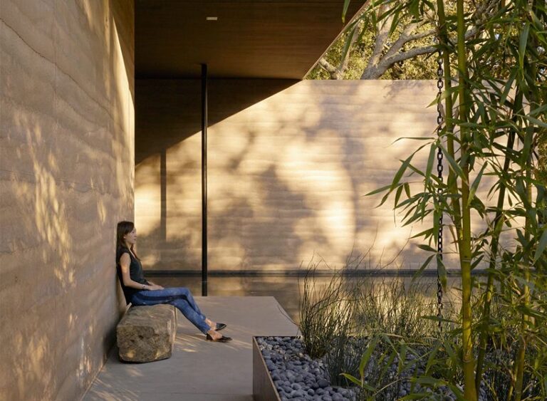 Designing Your Sanctuary: Creating a Contemplation Space for Peace and Mindfulness
