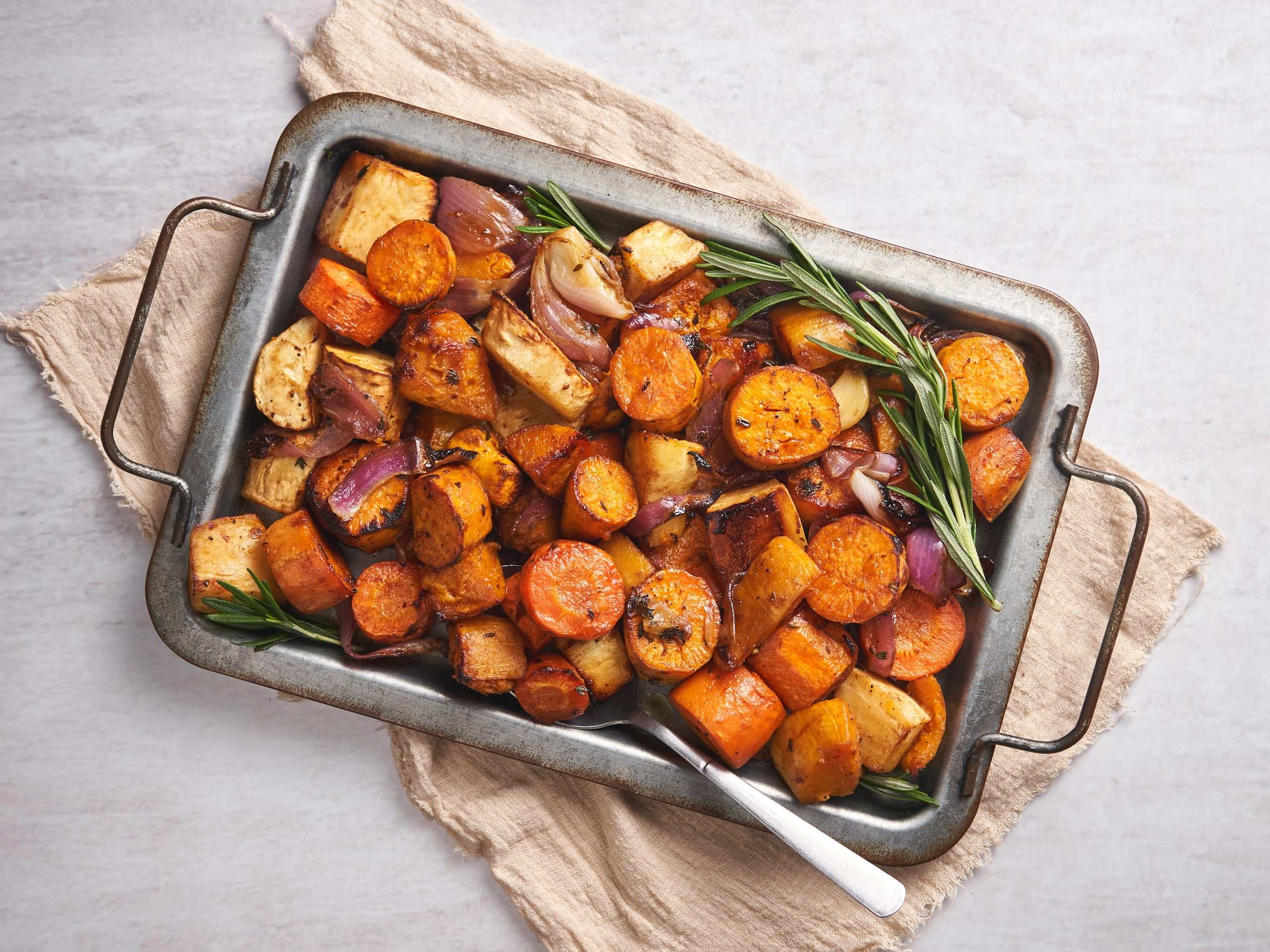 Unearthing Flavor: A Comprehensive Guide to Growing Specialty Root Vegetables