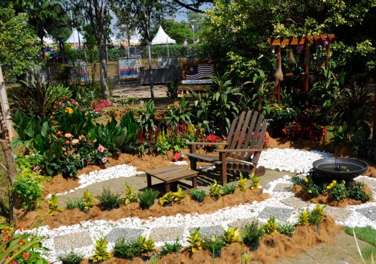 Pocket Paradise: Designing Your Dream Small Space Garden